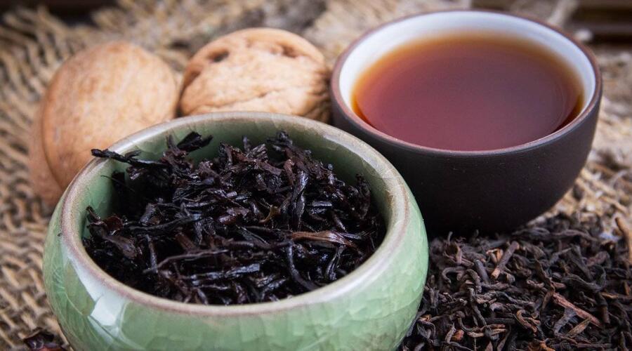 О вреде черного чая и о том, чем он полезен